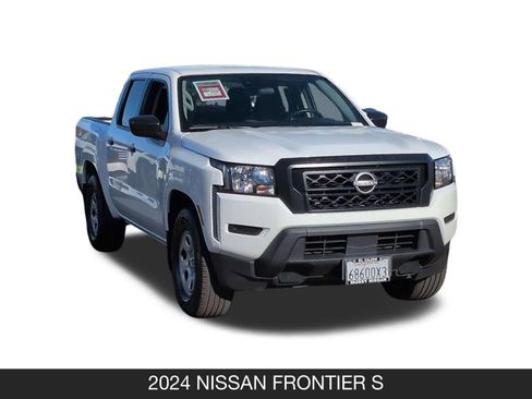 Certified 2024 Nissan Frontier S image 2