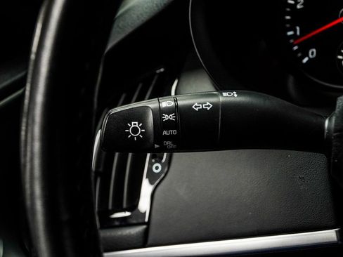 Used 2020 Kia Stinger GT1 image 29