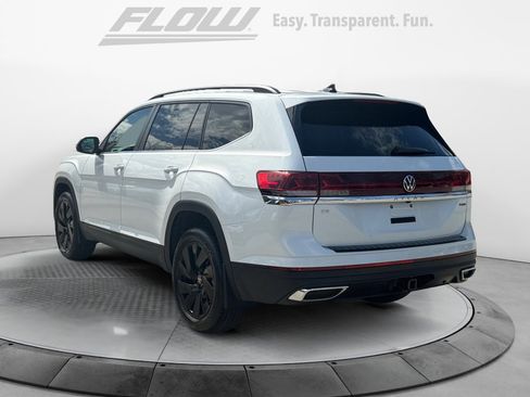 New 2026 Volkswagen Atlas SE image 5