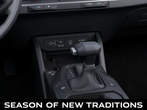 New 2025 Kia K4 EX image 23