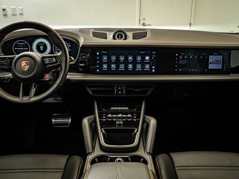 Certified 2024 Porsche Cayenne Turbo GT image 6