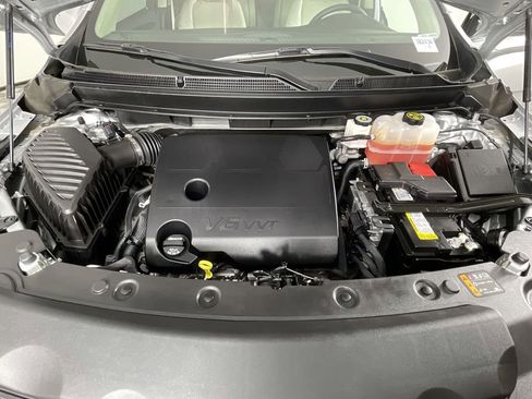 Used 2022 Buick Enclave Essence w/ Sport Touring Edition image 29