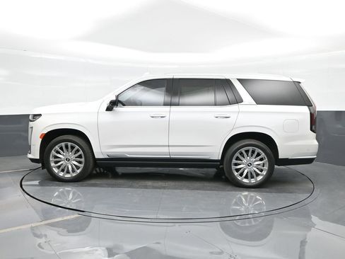 Used 2023 Cadillac Escalade Premium Luxury w/ Performance Package image 2