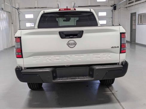 Used 2022 Nissan Frontier S w/ Technology Package image 8