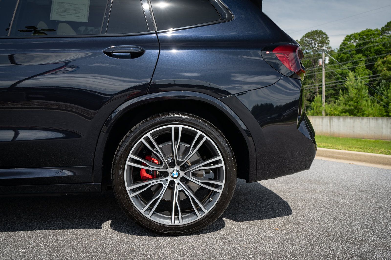 Used 2022 BMW X3 xDrive30i w/ M Sport Package 2 AWD/4WD image 6