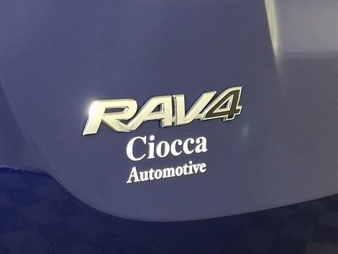 Used 2015 Toyota RAV4 LE image 29