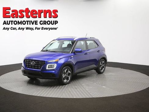 Used 2023 Hyundai Venue Limited w/ Cargo Package FWD image 56