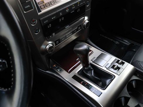 Used 2018 Lexus GX 460 Premium w/ Premium Package AWD/4WD image 21