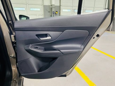 New 2027 Nissan Sentra SV FWD image 31