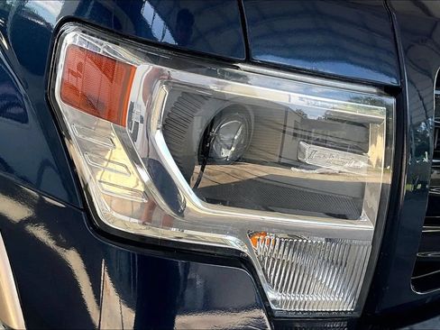 Used 2014 Ford F150 King Ranch w/ King Ranch Luxury Package AWD/4WD image 28