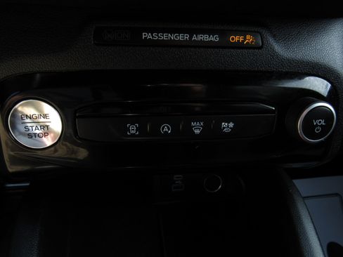 Used 2023 Ford Escape ST-Line w/ Tech Pack #1 image 18