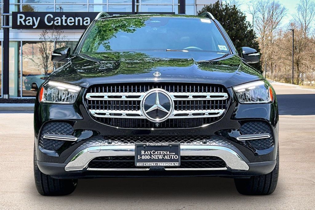 Used 2026 Mercedes-Benz GLE 350 4MATIC image 3