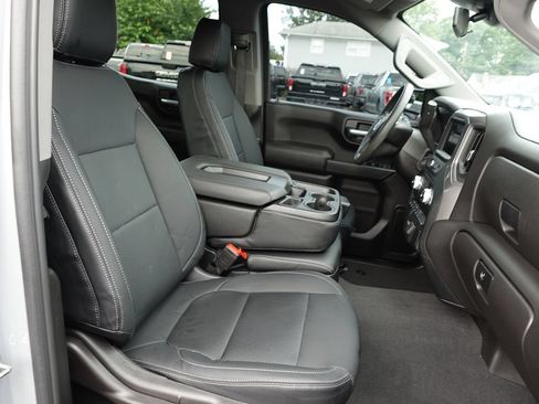 Used 2024 GMC Sierra 1500 Pro w/ Graphite Edition AWD/4WD image 31