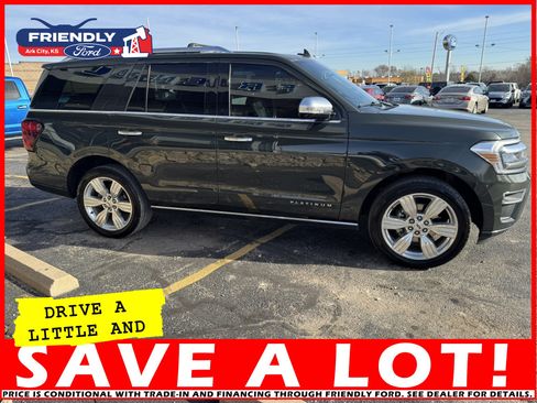 Used 2022 Ford Expedition Platinum image 10