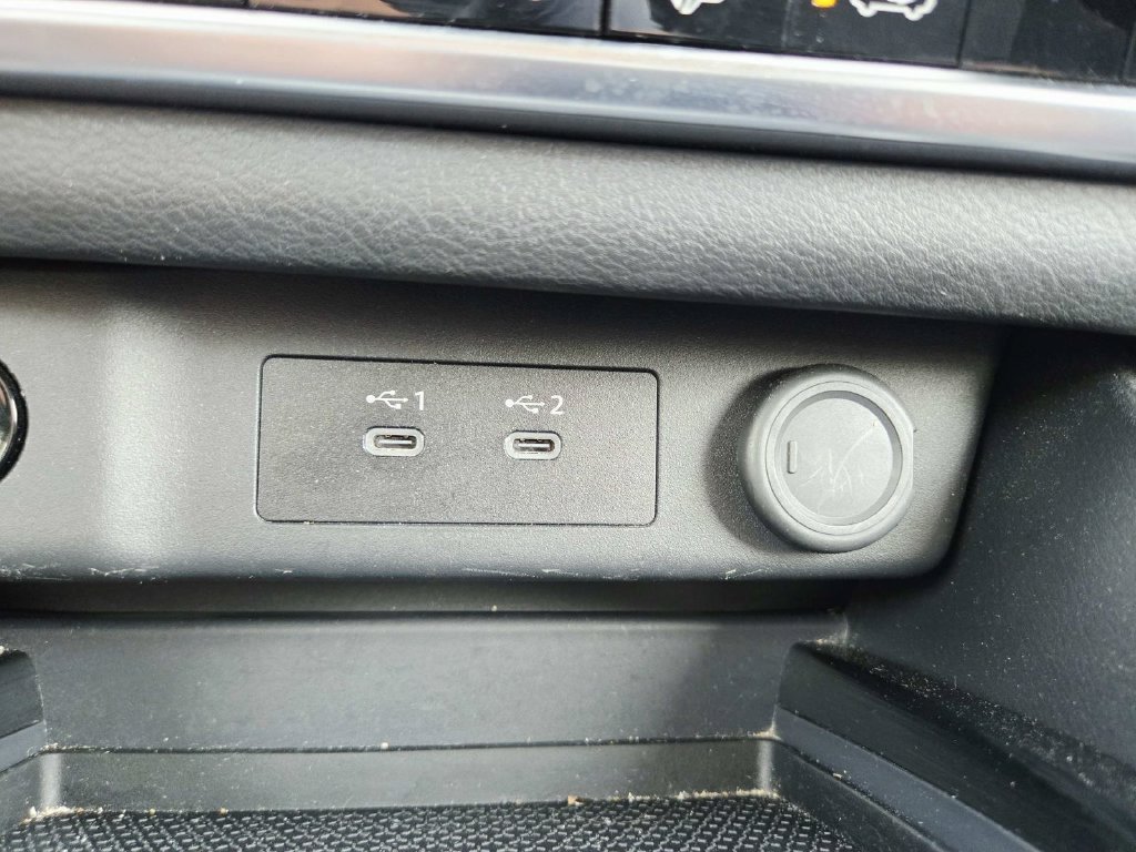 Used 2024 Nissan Rogue SV AWD/4WD image 27