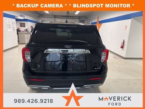 Used 2023 Ford Explorer XLT w/ Equipment Group 202A AWD/4WD image 6