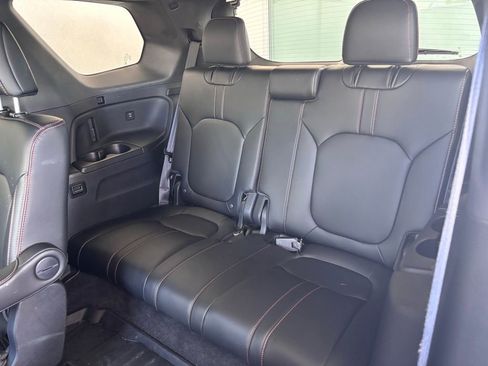 Used 2024 Honda Pilot TrailSport image 14