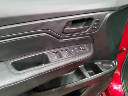 Used 2023 Honda Odyssey Sport image 47