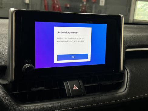 Used 2023 Toyota RAV4 LE FWD image 21