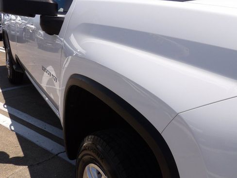 Used 2022 Chevrolet Silverado 2500 LT RWD image 6