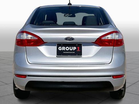 Used 2017 Ford Fiesta S image 5