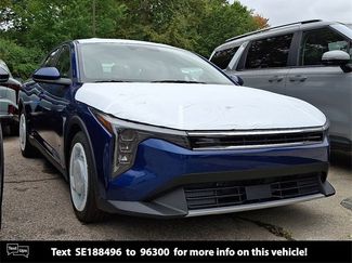 New 2025 Kia K4 EX video 1