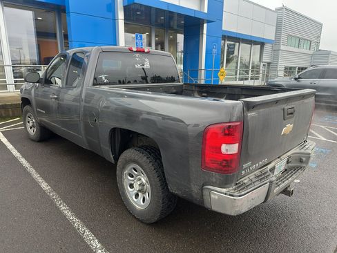 Used 2011 Chevrolet Silverado 1500 LS image 2