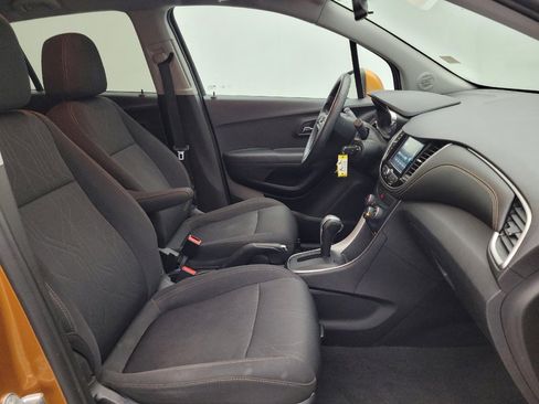 Used 2017 Chevrolet Trax LT image 21