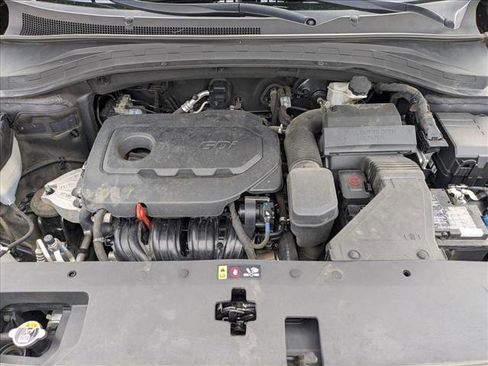 Used 2020 Hyundai Santa Fe SE image 21