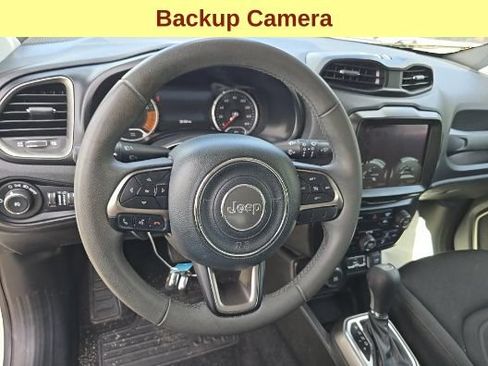 Used 2022 Jeep Renegade Latitude AWD/4WD image 11