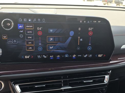 New 2026 Chevrolet Traverse RS FWD image 11