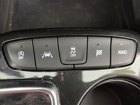 Used 2022 Chevrolet TrailBlazer RS w/ Sun and Liftgate Package AWD/4WD image 31