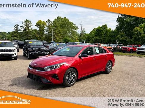 Used 2024 Kia Forte GT-Line w/ GT-Line Premium Package FWD image 3