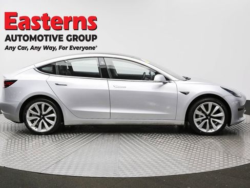Used 2018 Tesla Model 3 Long Range image 4