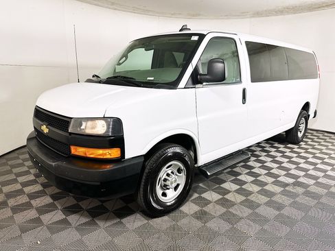 Used 2023 Chevrolet Express 3500 LS image 7