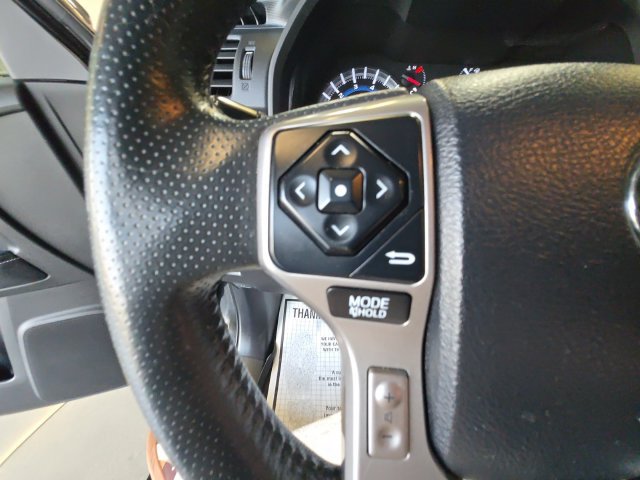 Used 2018 Toyota 4Runner Limited AWD/4WD image 20