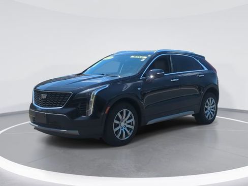 Used 2022 Cadillac XT4 Premium Luxury w/ Safety Alert Package AWD/4WD image 1