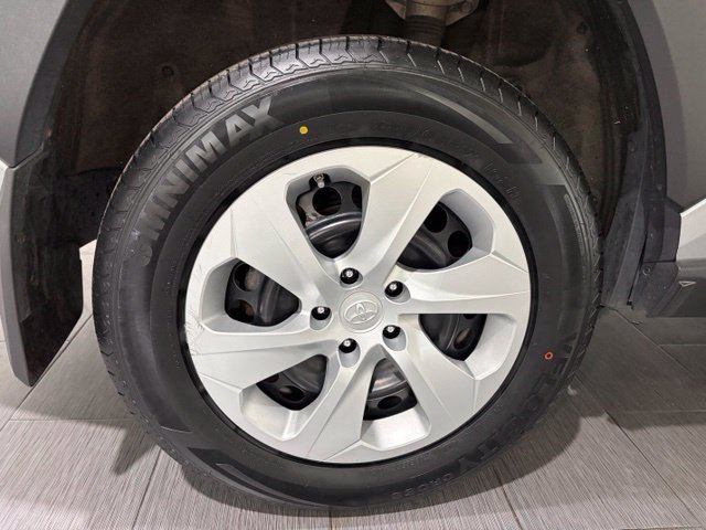 Used 2019 Toyota RAV4 LE w/ Carpet Mat Package FWD image 24