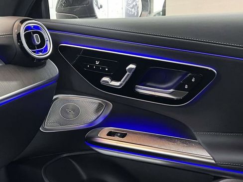 New 2026 Mercedes-Benz CLE 300 4MATIC Coupe image 32