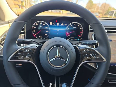 Used 2026 Mercedes-Benz E 350 4MATIC Sedan image 21