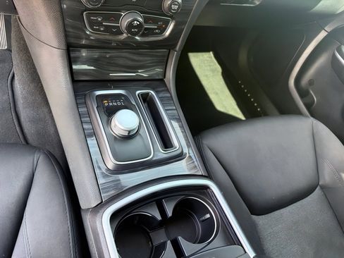 Used 2021 Chrysler 300 Touring w/ Sport Appearance Package image 20