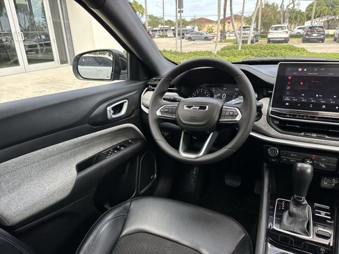 Used 2023 Jeep Compass Latitude w/ Sun and Sound Group image 22