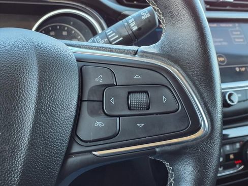 Certified 2023 Buick Encore GX Select image 19