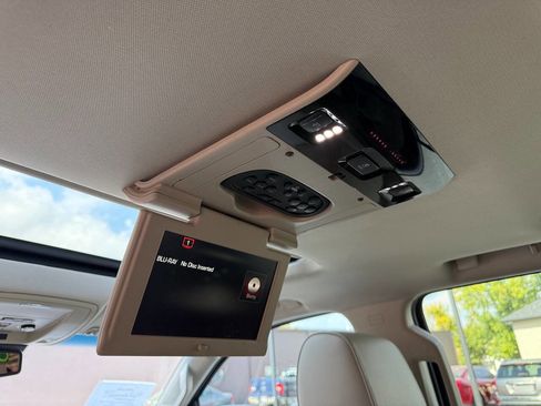 Used 2015 GMC Yukon Denali w/ Open Road Package image 19