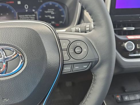 New 2026 Toyota Corolla Cross XLE image 18