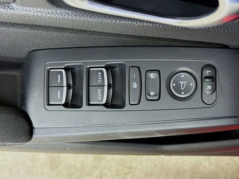 Used 2023 Honda Civic Sport image 18