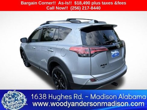 Used 2018 Toyota RAV4 Adventure FWD image 3