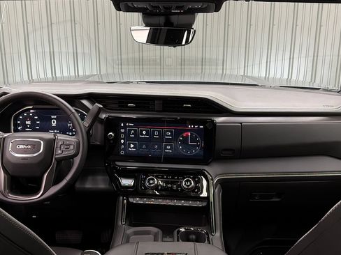 Used 2026 GMC Sierra 2500 AT4X AWD/4WD image 37