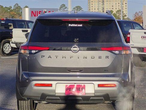 Certified 2023 Nissan Pathfinder SL w/ Lighting Package (N92) image 5