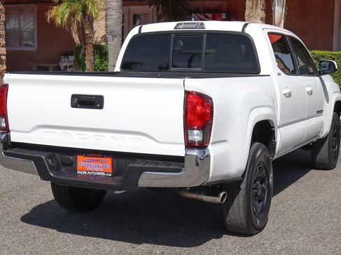 Used 2020 Toyota Tacoma SR5 image 9